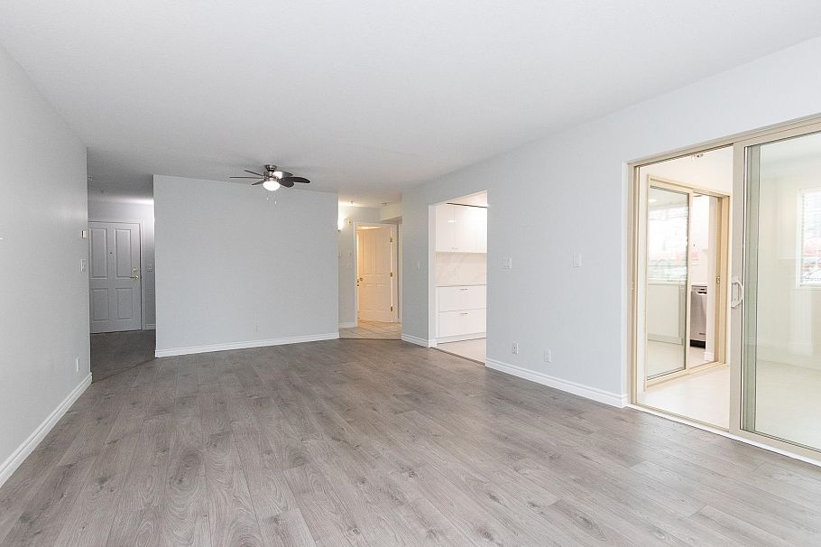 208 5650 Oak Street Vancouver, BC - 11