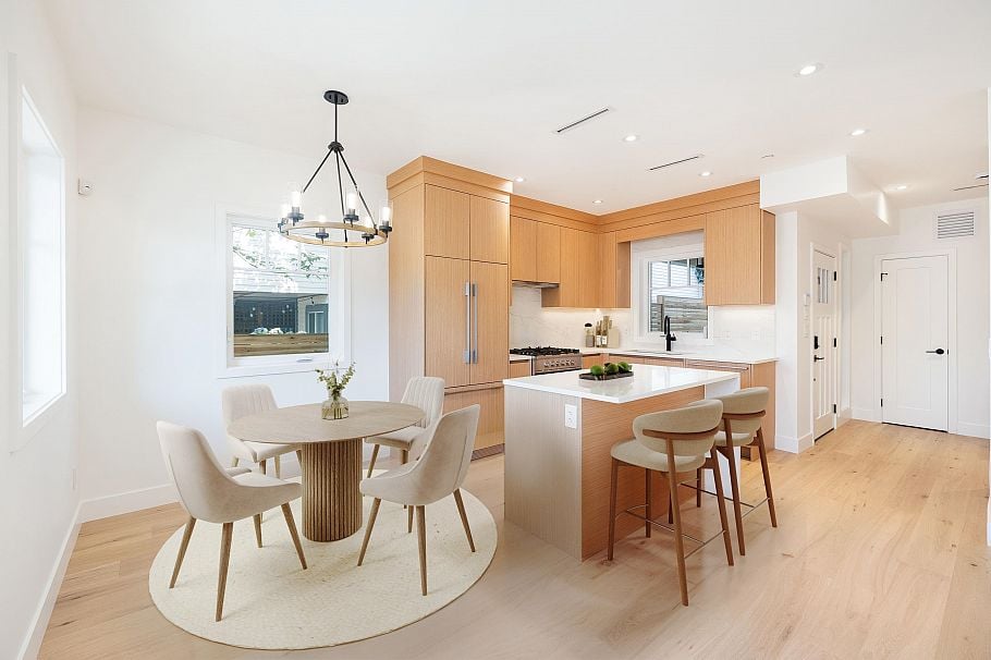 265 W 6th Street North Vancouver, BC - 5