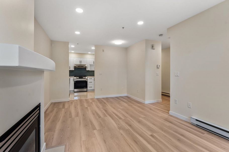 3138 W 4th Avenue Vancouver, BC - 7