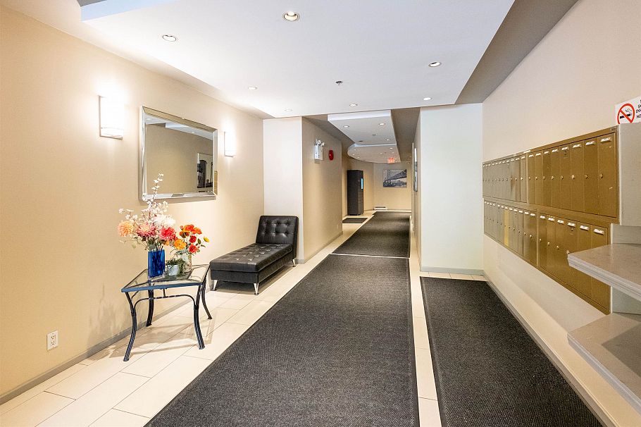 606 137 W 17 Street North Vancouver, BC - 29