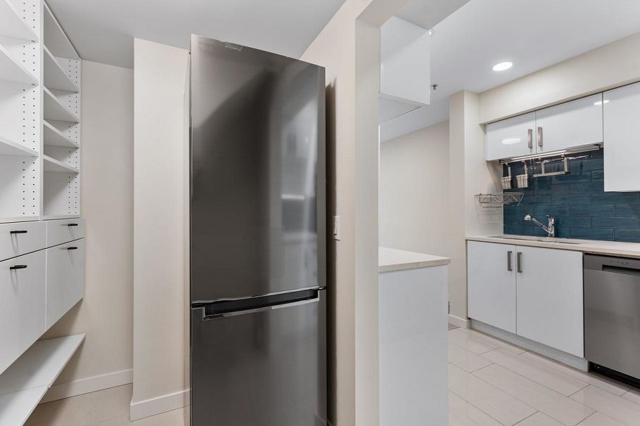 3138 W 4th Avenue Vancouver, BC - 12