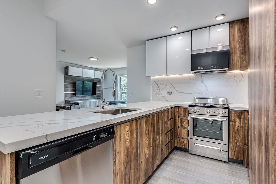 210 1168 PENDRELL STREET, Vancouver BC V6E 1L4 Vancouver, BC - 3