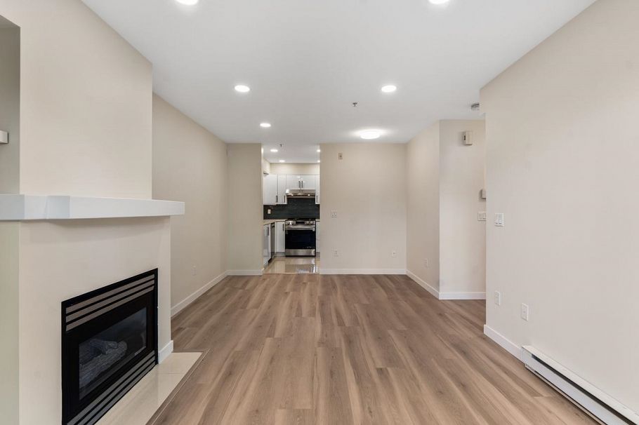 3138 W 4th Avenue Vancouver, BC - 8