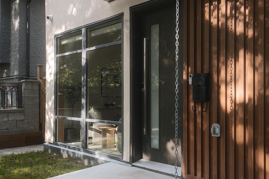 4717 Lanark Street Vancouver, BC - 2
