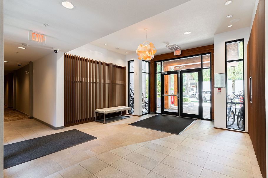 112 3479 Wesbrook Mall Vancouver, BC - 4