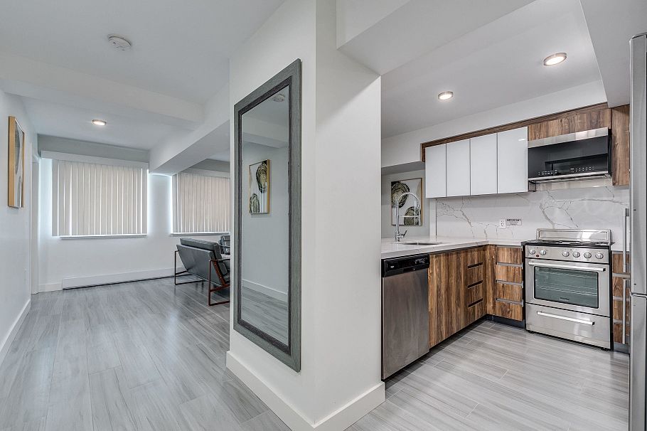 104 1168 PENDRELL STREET, Vancouver BC V6E 1L4 Vancouver, BC - 2