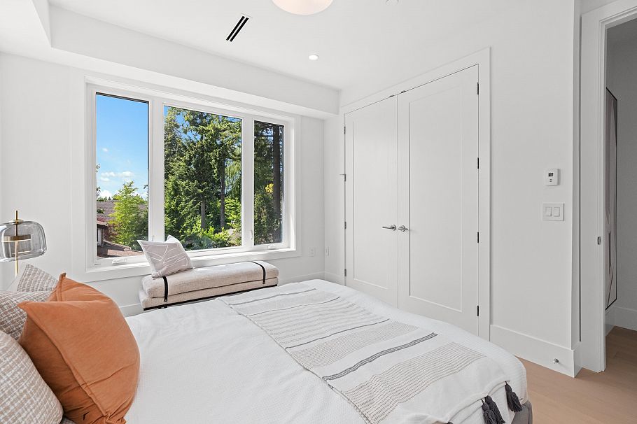 2 5061 Blenheim Street Vancouver, BC - 34