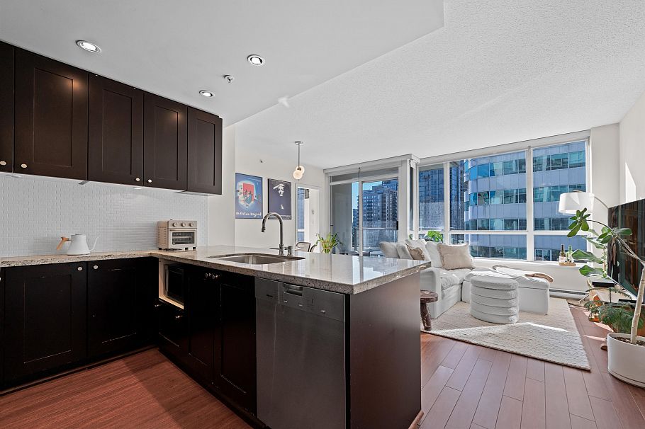 607 821 Cambie Street Vancouver, BC - 4