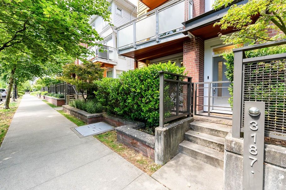 3187 E Kent Avenue North Vancouver, BC - 39