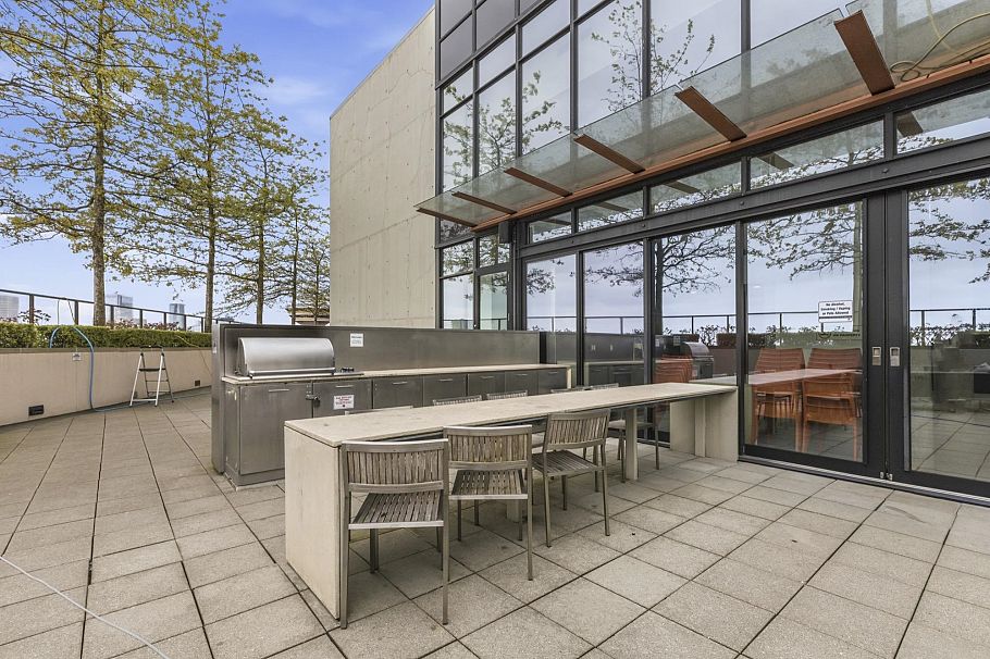 2605 128 W Cordova Street Vancouver, BC - 20