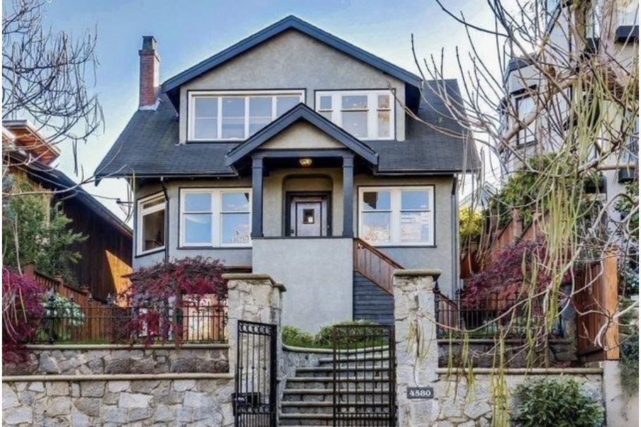 4580 W 1st Avenue Vancouver, BC - 1