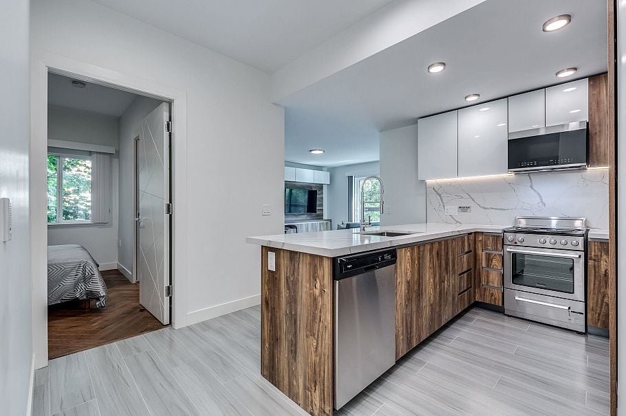 201 1168 PENDRELL STREET, Vancouver BC V6E 1L4 Vancouver, BC - 2