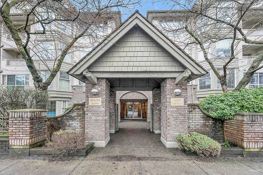 208 5650 Oak Street Vancouver, BC - 1