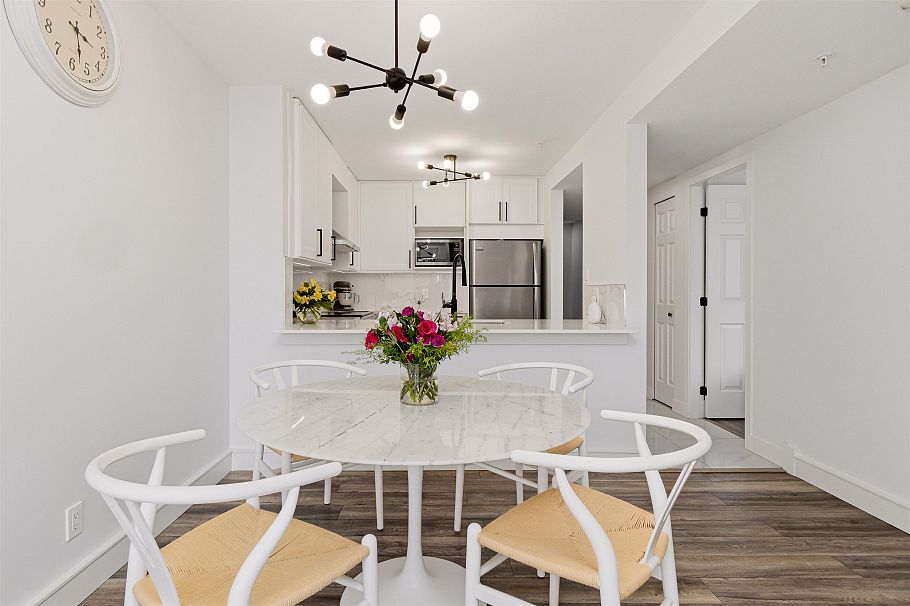 606 137 W 17 Street North Vancouver, BC - 9