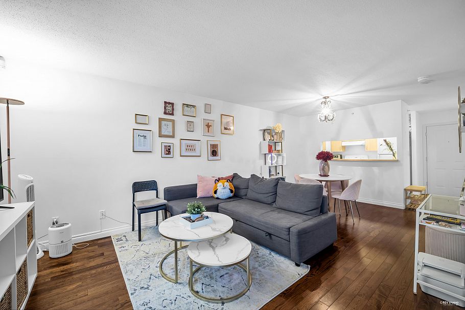 308 3588 Crowley Drive Vancouver, BC - 11