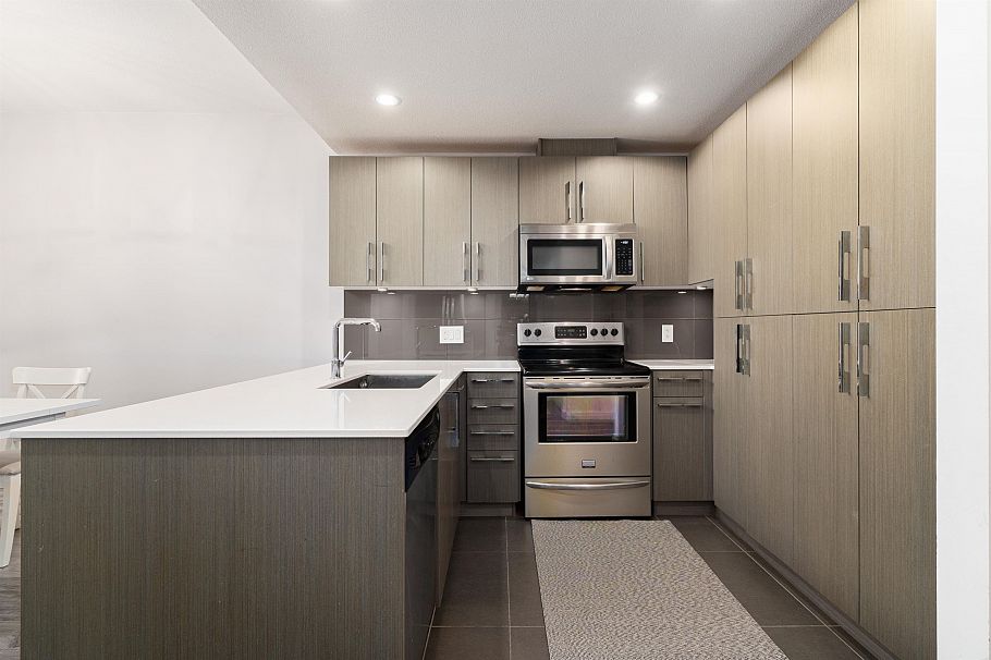 112 3479 Wesbrook Mall Vancouver, BC - 17
