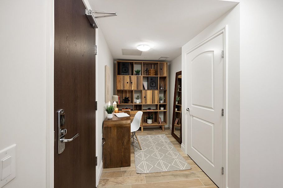 803 199 Victory Ship Way North Vancouver, BC - 16