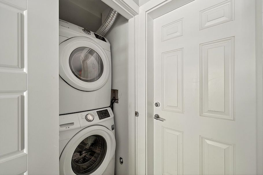 3034 Kings Avenue Vancouver, BC - 8