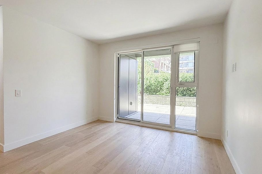 101 7128 Adera Street Vancouver, BC - 9