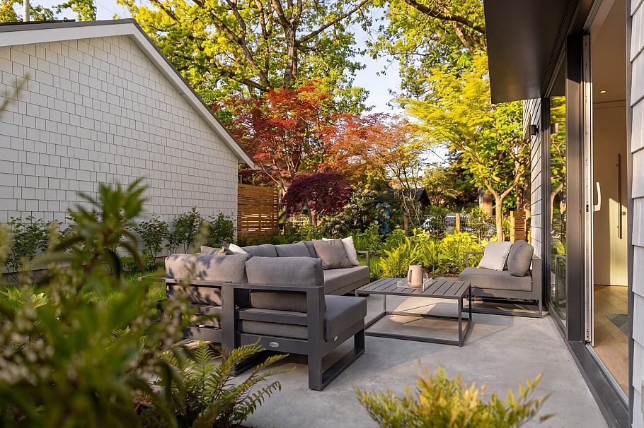 2 2830 Musqueamview Street Vancouver, BC - 31