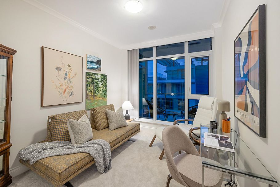 803 199 Victory Ship Way North Vancouver, BC - 25