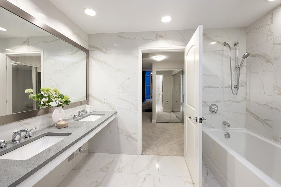 803 199 Victory Ship Way North Vancouver, BC - 24