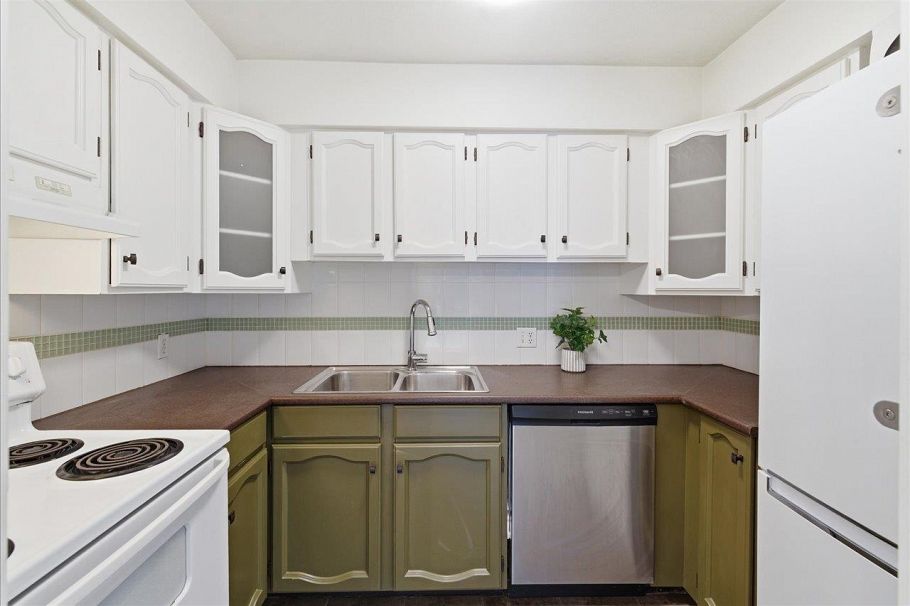 304 1864 Frances Street Vancouver, BC - 1