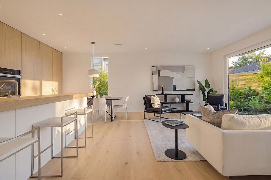 2 2830 Musqueamview Street Vancouver, BC - 7