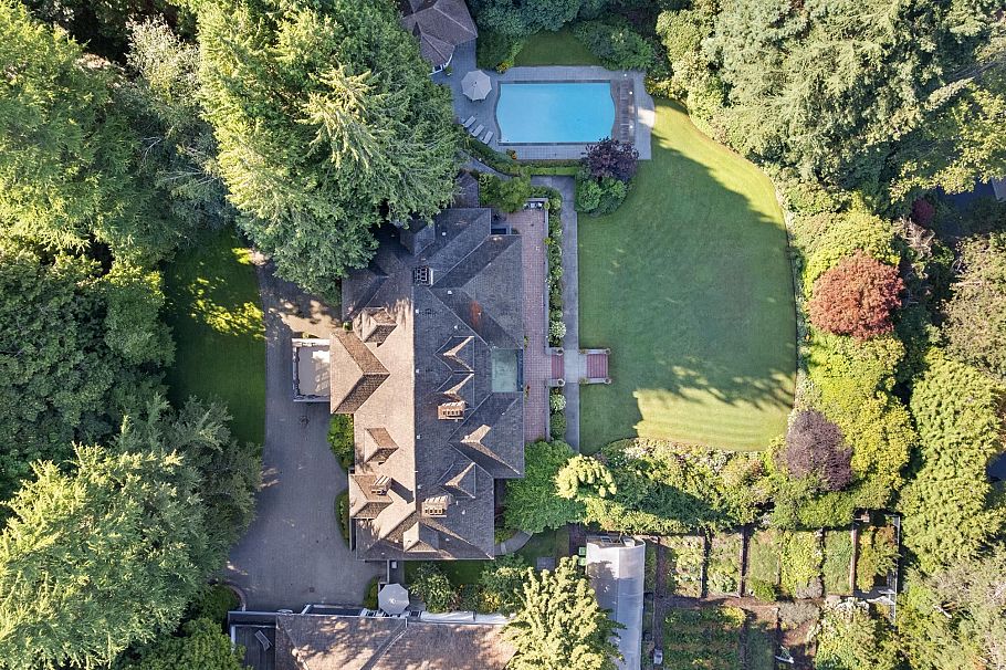 2206 SW Marine Drive Vancouver, BC - 2