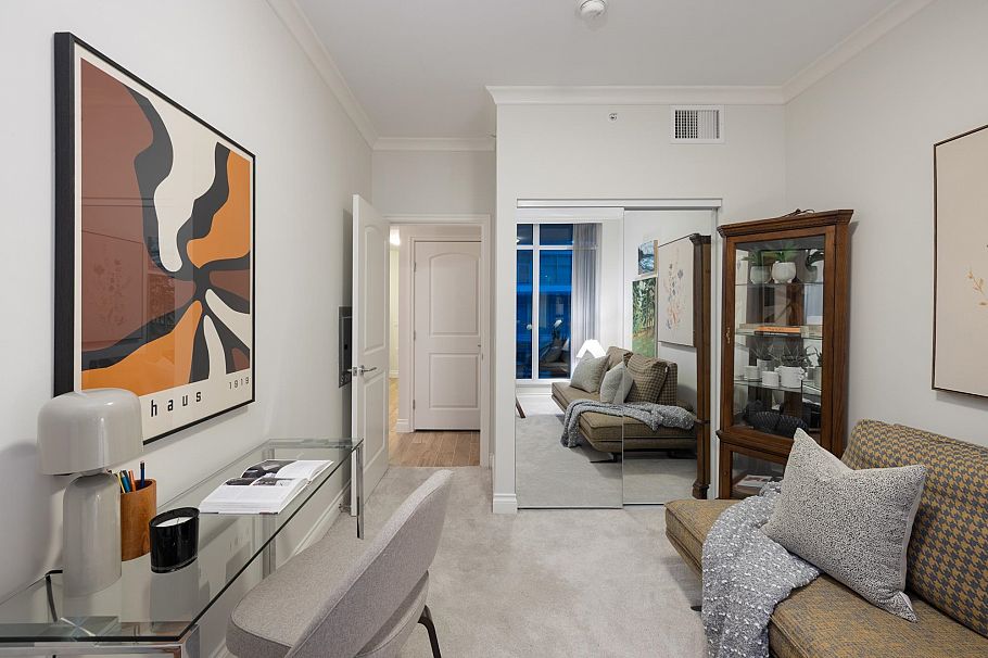 803 199 Victory Ship Way North Vancouver, BC - 26