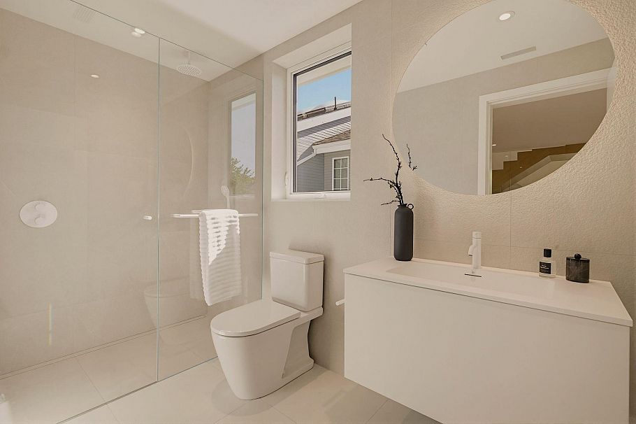 2 2830 Musqueamview Street Vancouver, BC - 20