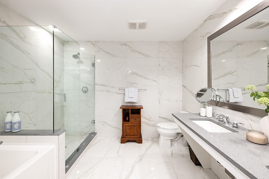803 199 Victory Ship Way North Vancouver, BC - 22