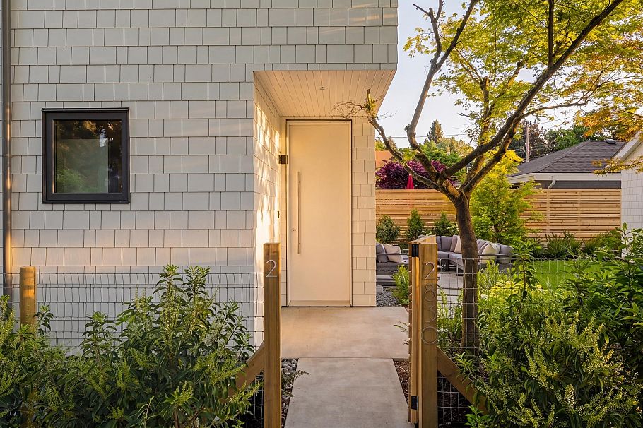 2 2830 Musqueamview Street Vancouver, BC - 33