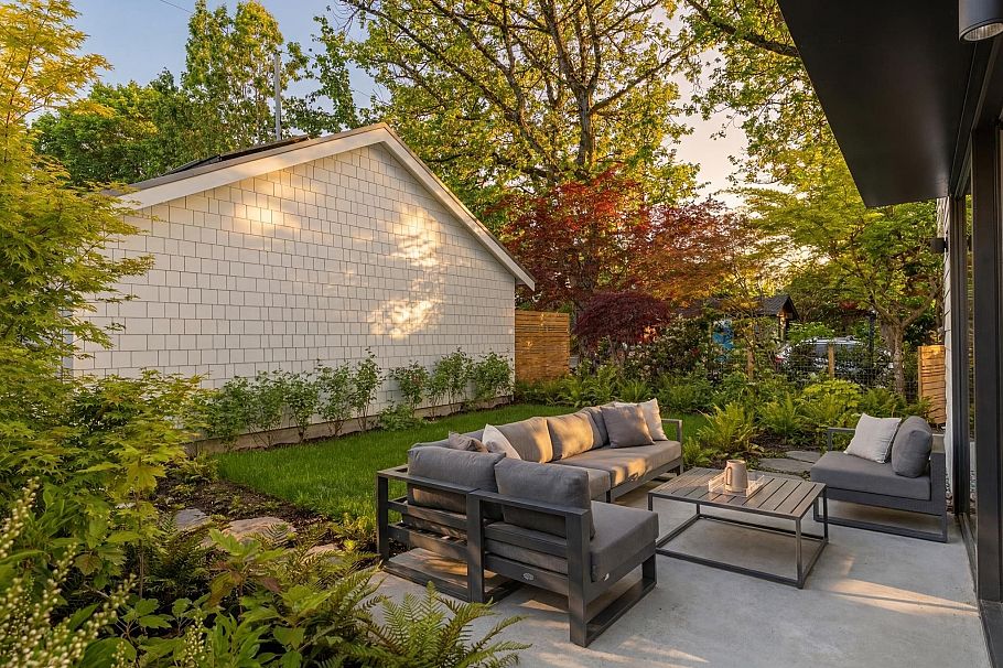 2 2830 Musqueamview Street Vancouver, BC - 30