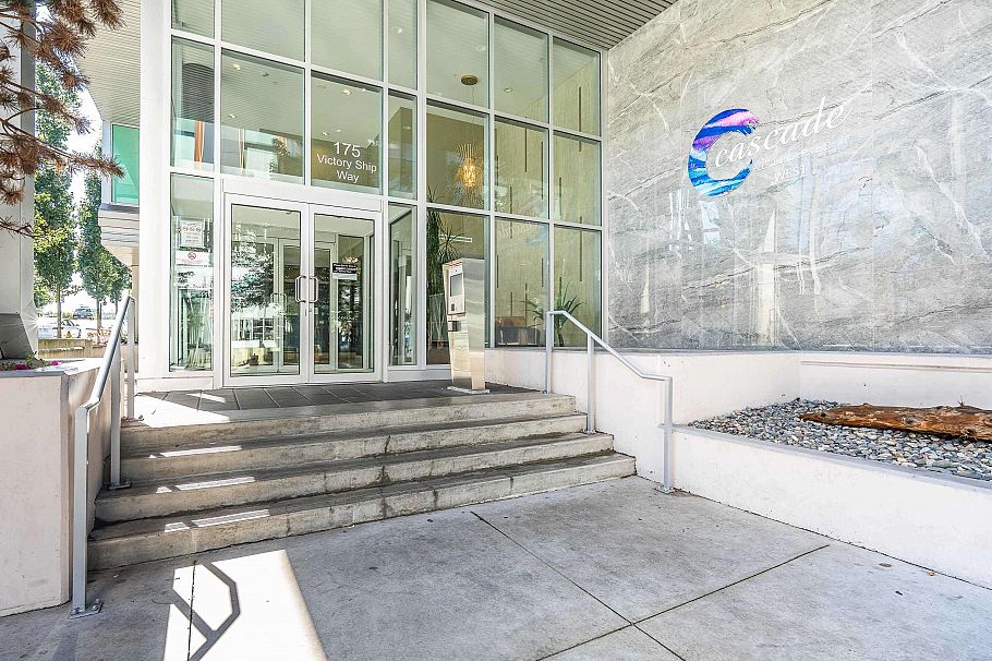 703 175 Victory Ship Way North Vancouver, BC - 2