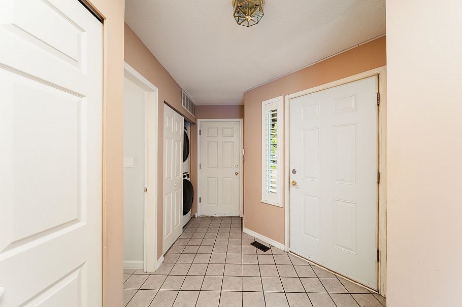 25 650 Roche Point Drive North Vancouver, BC - 6
