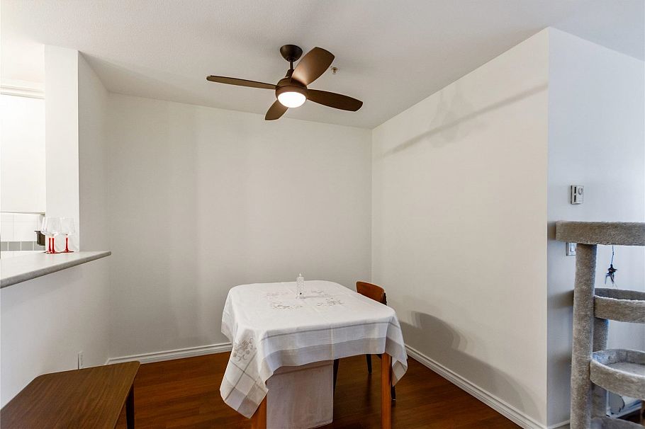 204 155 E 3rd Street North Vancouver, BC - 6
