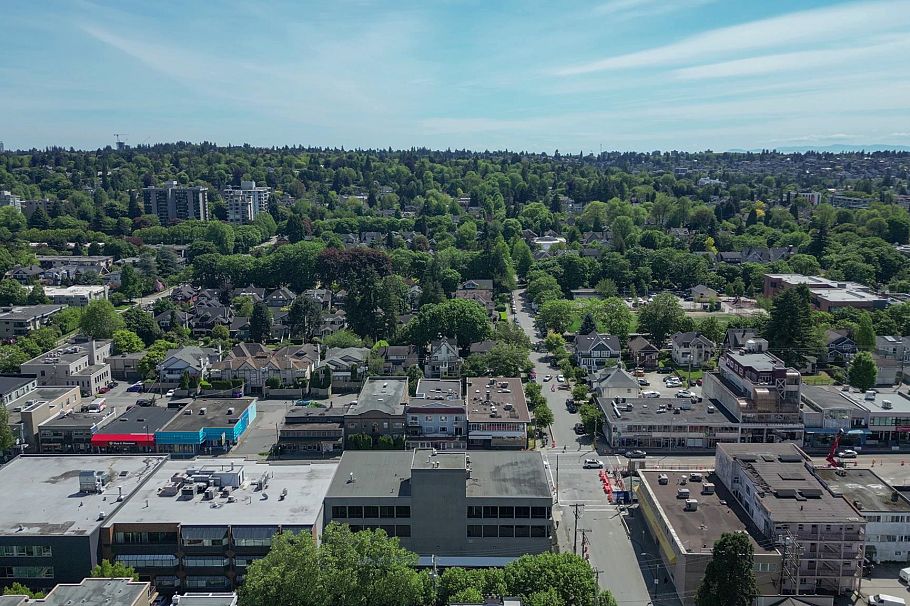 101 1875 W 8th Avenue Vancouver, BC - 39