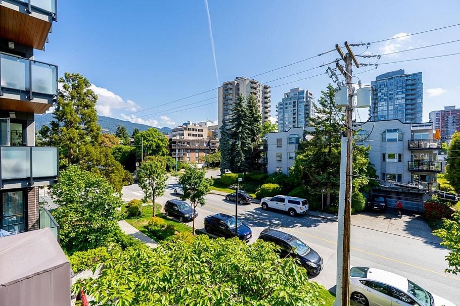 306 1535 Chesterfield Avenue North Vancouver, BC - 23