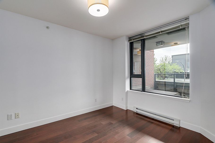 221 3228 Tupper Street Vancouver, BC - 12