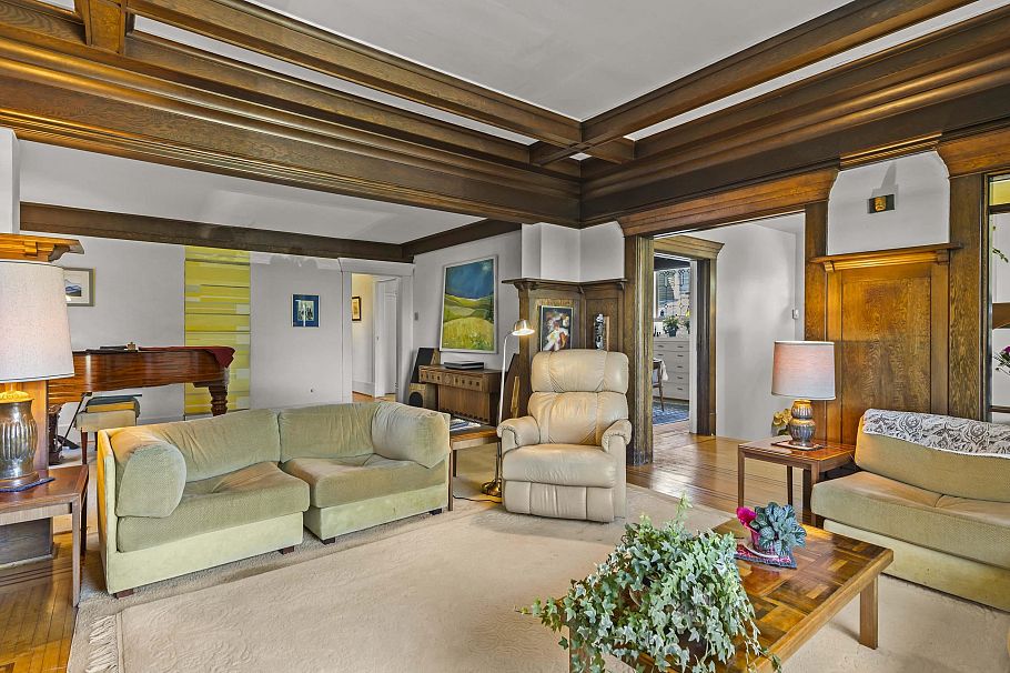 1986 W 35th Avenue Vancouver, BC - 14
