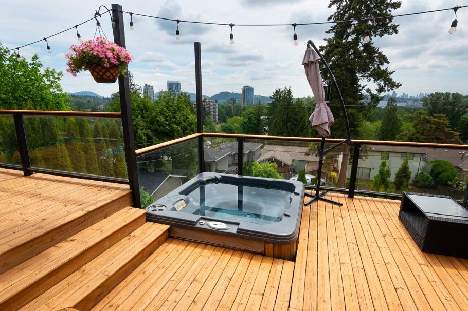 1185 Cloverley Street North Vancouver, BC - 34