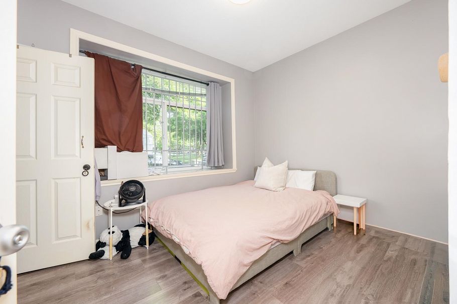 5671 Earles Street Vancouver, BC - 18