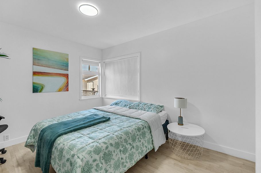 1698 Garden Avenue North Vancouver, BC - 13