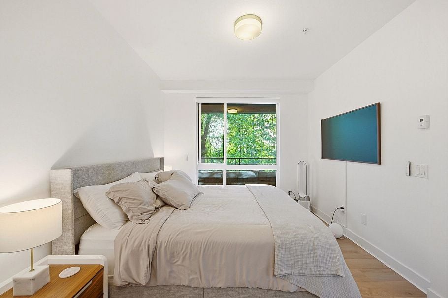 307 733 W 3rd Street North Vancouver, BC - 13