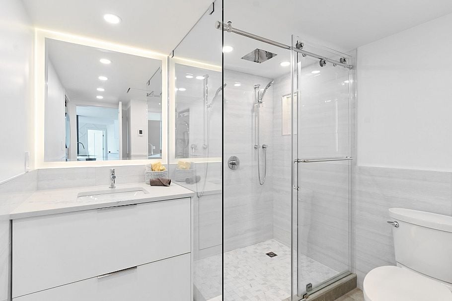 903 995 Roche Point Drive North Vancouver, BC - 13