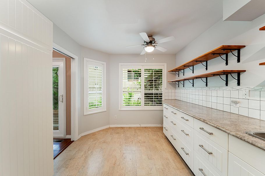 25 650 Roche Point Drive North Vancouver, BC - 13