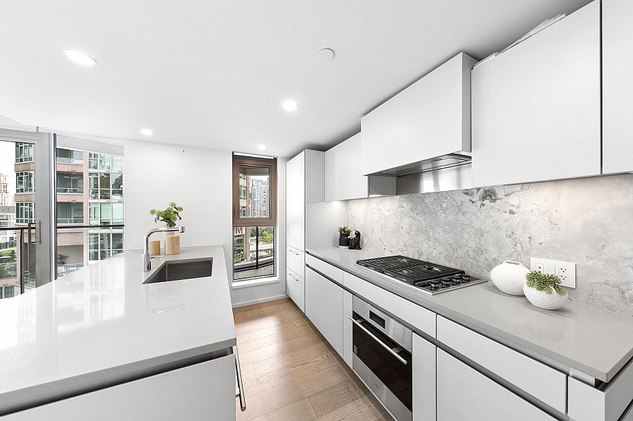 1107 889 Pacific Street Vancouver, BC - 2