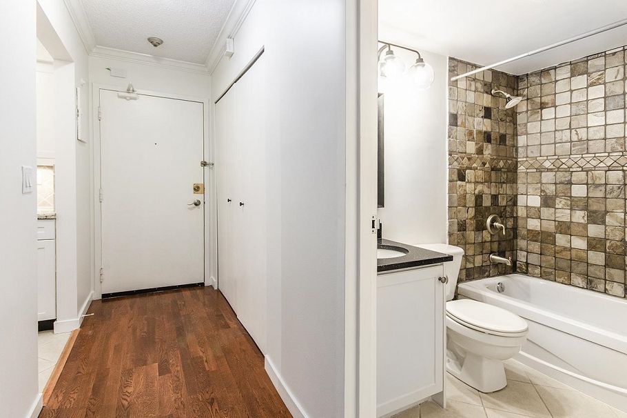307 1169 Nelson Street Vancouver, BC - 8