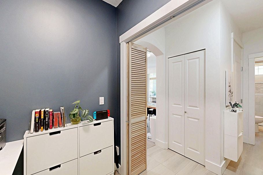211 2083 W 33rd Avenue Vancouver, BC - 7